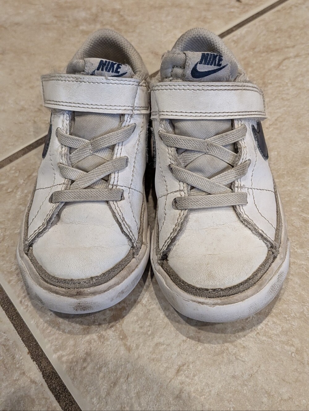 Nike Sneakers Boys